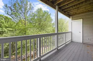 2844 Yarling Ct, Falls Church, VA 22042 - Photo 3