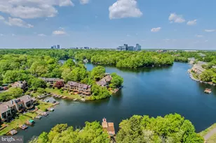 2013 Lakewinds Dr, Reston, VA 20191 - Photo 37