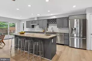 6409 Old Dominion Dr, McLean, VA 22101 - Photo 11