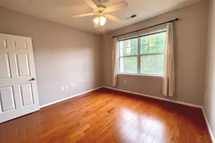 12124 Garden Ridge Ln, Fairfax, VA 22030 - Photo 15