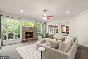 5033 Huntwood Manor Dr, Fairfax, VA 22030 - Photo 11