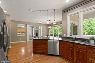 5033 Huntwood Manor Dr, Fairfax, VA 22030 - Photo 23