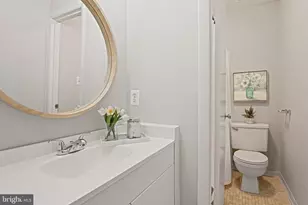 12001 Insha Ct, Reston, VA 20191 - Photo 21