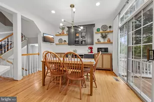 125 Carter Ct SW, Vienna, VA 22180 - Photo 9