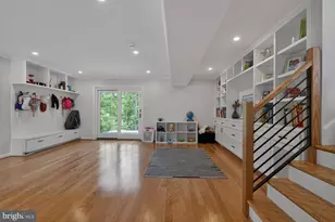 1554 Forest Villa Ln, McLean, VA 22101 - Photo 41