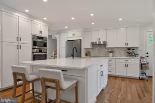 1554 Forest Villa Ln, McLean, VA 22101 - Photo 13