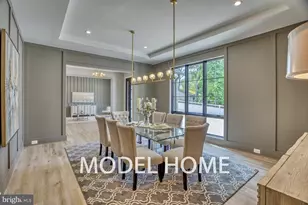 5918 Chesterbrook Rd, McLean, VA 22101 - Photo 11
