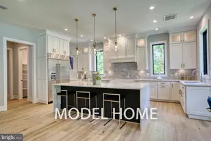 5918 Chesterbrook Rd, McLean, VA 22101 - Photo 17