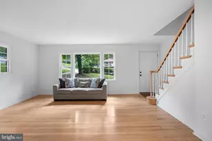 6474 Oakwood Dr, Falls Church, VA 22041 - Photo 5