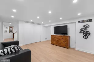 6474 Oakwood Dr, Falls Church, VA 22041 - Photo 21