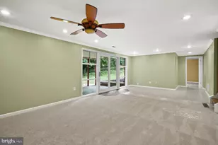 3903 Ivydale Dr, Annandale, VA 22003 - Photo 9