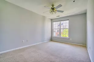 2701 Bellforest Ct, Vienna, VA 22180 - Photo 19