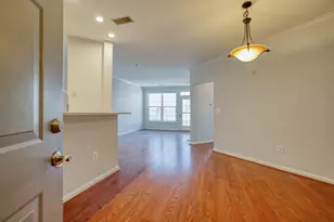 2701 Bellforest Ct, Vienna, VA 22180 - Photo 5