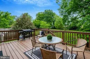 6703 Oak Dr, Alexandria, VA 22306 - Photo 1