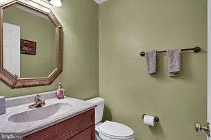 3289 Kinross Cir, Herndon, VA 20171 - Photo 21