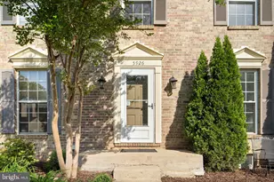 5926 Powell's Landing Rd, Burke, VA 22015 - Photo 5