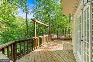 5926 Powell's Landing Rd, Burke, VA 22015 - Photo 41