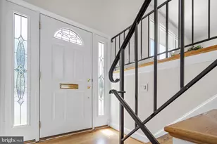 7530 Fairwood Ln, Falls Church, VA 22046 - Photo 3
