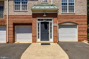 12170 Abington Hall Pl, Reston, VA 20190 - Photo 5