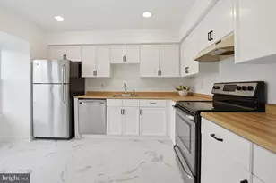 3603 Sweethorn Ct, Fairfax, VA 22033 - Photo 11
