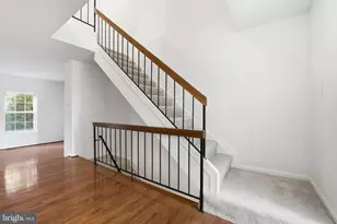 3603 Sweethorn Ct, Fairfax, VA 22033 - Photo 3
