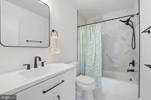 3603 Sweethorn Ct, Fairfax, VA 22033 - Photo 21