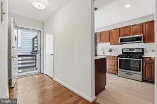10026 Oakton Terrace Rd, Oakton, VA 22124 - Photo 17