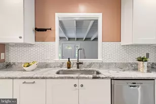 6451 Fairland St, Alexandria, VA 22312 - Photo 15