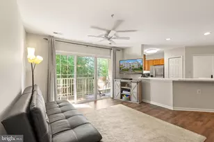12501 Hayes Ct, Fairfax, VA 22033 - Photo 11