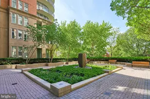 8220 Crestwood Heights Dr, McLean, VA 22102 - Photo 43