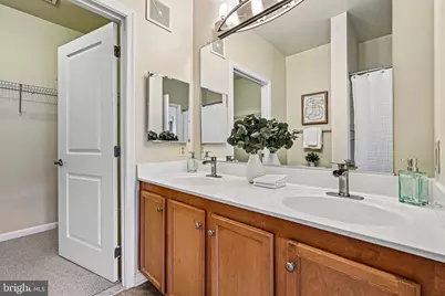 2665 Prosperity Avenue #351, Fairfax, VA 22031 - Photo 17