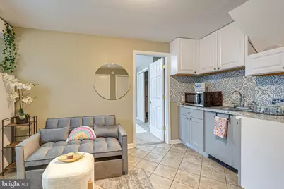 5929 Camberly Avenue, Springfield, VA 22150 - Photo 9