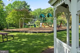 2615 Thomas Young Ln, Herndon, VA 20171 - Photo 81