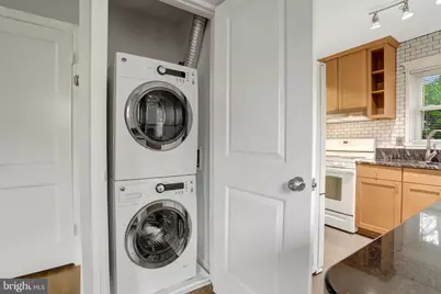 2340 Fairview Terrace, Alexandria, VA 22303 - Photo 13