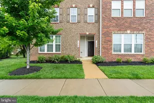 13748 Atlantis St, Herndon, VA 20171 - Photo 3