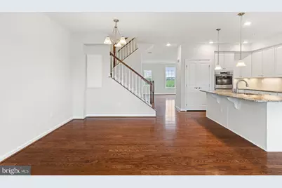 13748 Atlantis Street, Herndon, VA 20171 - Photo 5
