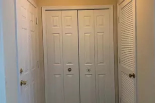9248 Cardinal Forest Ln, Lorton, VA 22079 - Photo 5