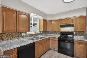 7505 Nottoway Pl, Springfield, VA 22150 - Photo 5