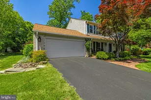 9716 Bunchberry Pl, Vienna, VA 22181 - Photo 5