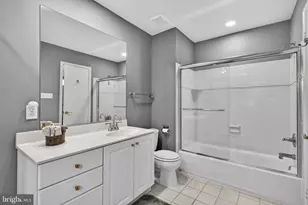 9716 Bunchberry Pl, Vienna, VA 22181 - Photo 81