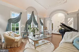 1204 Daviswood Dr, McLean, VA 22102 - Photo 5
