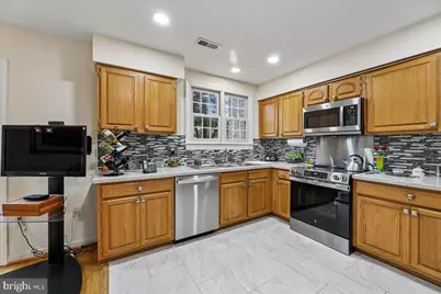 6488 Sharon Kay Court, Alexandria, VA 22310 - Photo 9