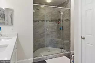 5725 Callcott Way, Alexandria, VA 22312 - Photo 15