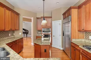 12810 Falcon Wood Pl, Fairfax, VA 22033 - Photo 19