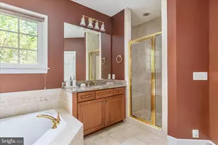 12810 Falcon Wood Pl, Fairfax, VA 22033 - Photo 29
