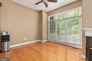 12810 Falcon Wood Pl, Fairfax, VA 22033 - Photo 21