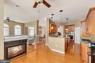 12810 Falcon Wood Pl, Fairfax, VA 22033 - Photo 17
