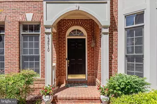 12810 Falcon Wood Pl, Fairfax, VA 22033 - Photo 7