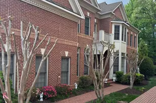 12810 Falcon Wood Pl, Fairfax, VA 22033 - Photo 1