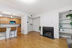 12160 Penderview Ln, Fairfax, VA 22033 - Photo 7